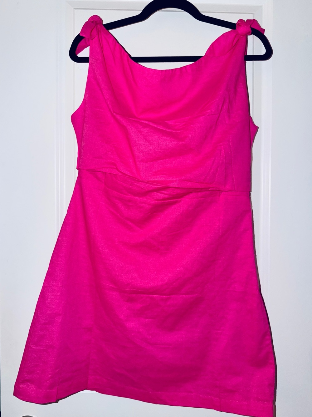 Billy J./Size 10
Sleeveless Tie-Shoulder Mini Dress in Hot Pink - Picture 3 of 5